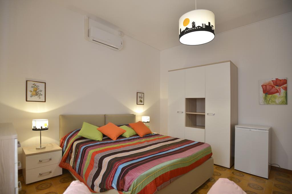 אלגהרו Liberty Guest House מראה חיצוני תמונה