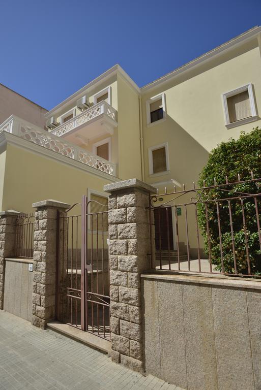 אלגהרו Liberty Guest House מראה חיצוני תמונה