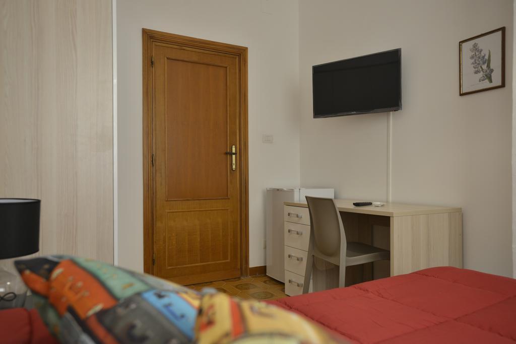 אלגהרו Liberty Guest House מראה חיצוני תמונה